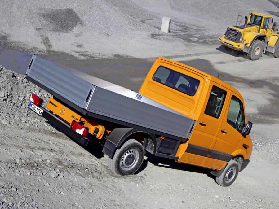  Mercedes-Benz Sprinter Double Cab Dropside 4x4 2009 года  (фото 7 из 11)